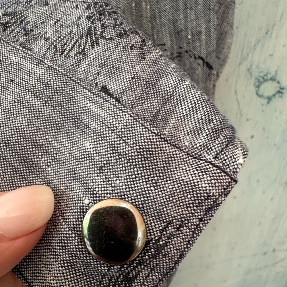 Classy & Chic Gray, Black, & Silver 100% Linen Jacket by Chico’s Design - Picture 6 of 11